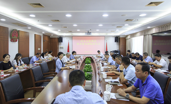 区人大常委会机关党支部召开换届选举党员大会照片.jpg